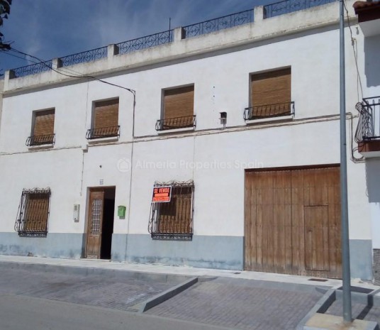Town House met 9 slaapkamers in Almanzora
