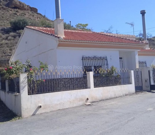 Villa met 2 slaapkamers in Rambla de Oria